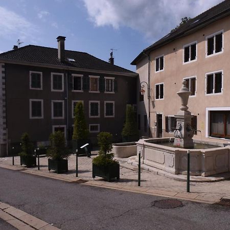 Coeur De Vieille Ville Gex Exteriör bild